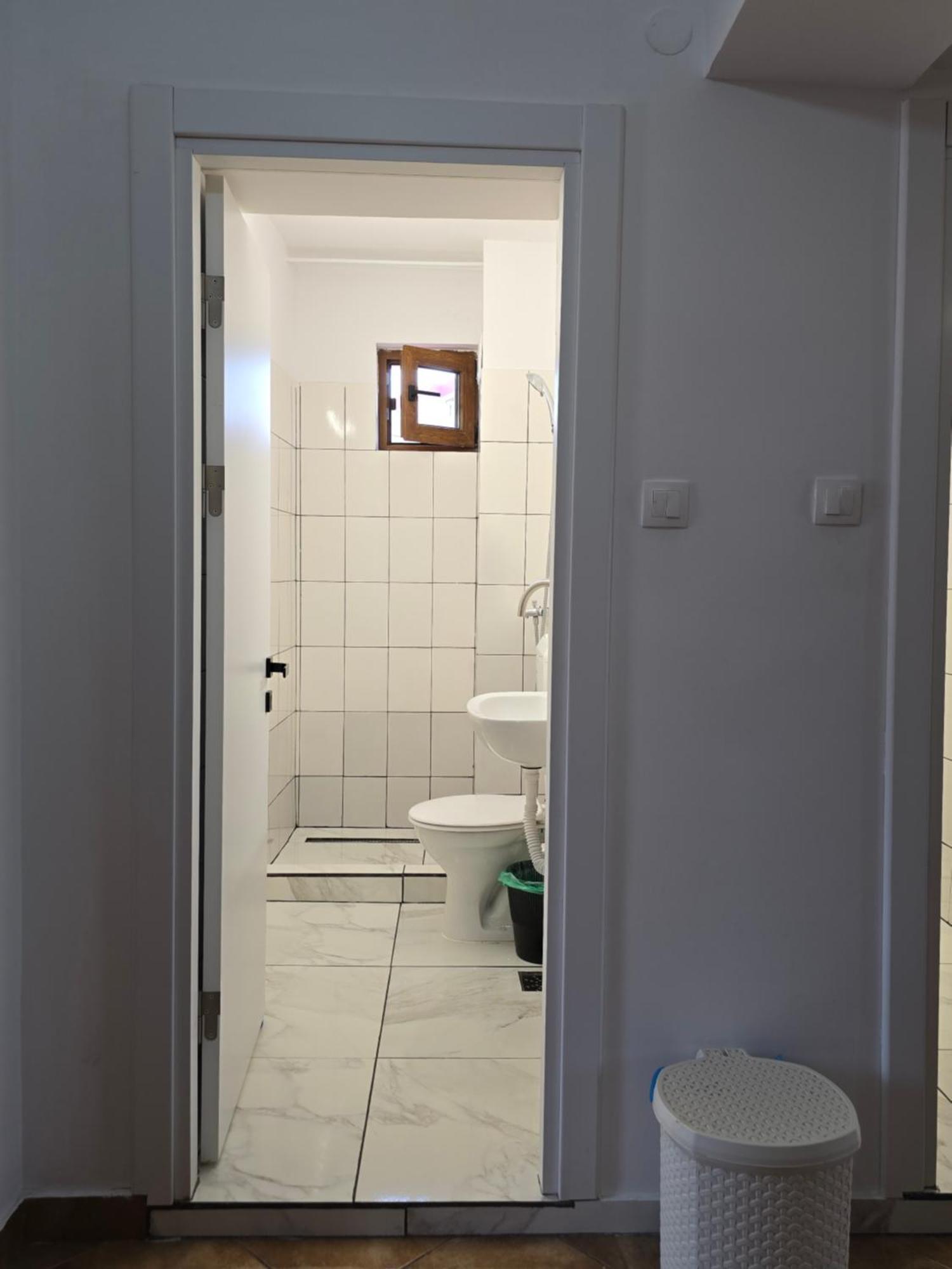 Z Villa Bukares Bagian luar foto