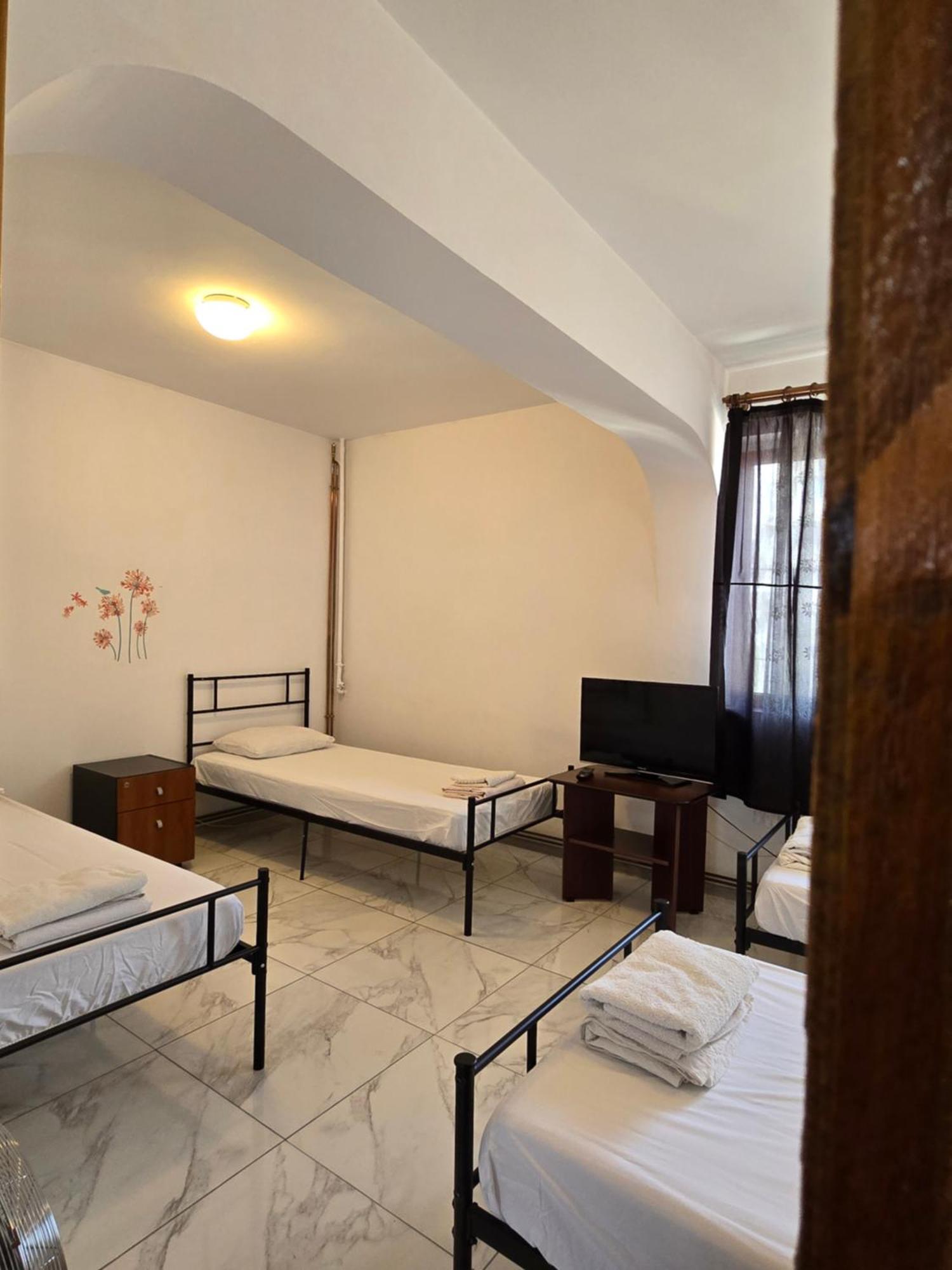 Z Villa Bukares Bagian luar foto