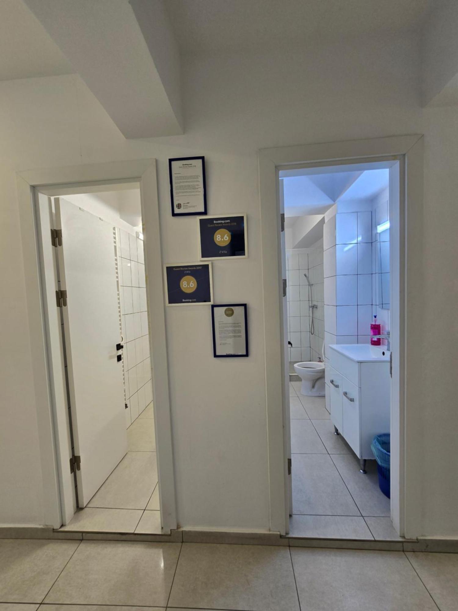 Z Villa Bukares Bagian luar foto