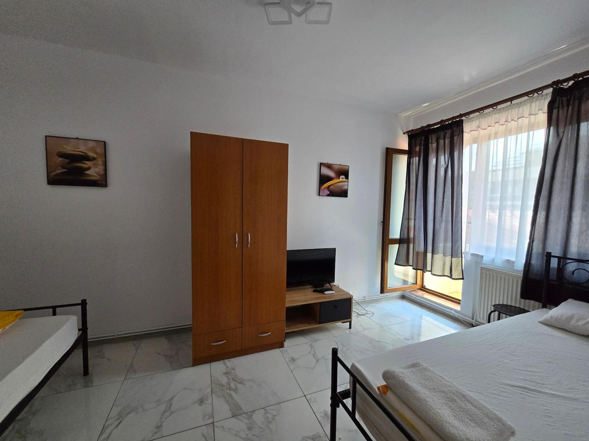 Z Villa Bukares Bagian luar foto
