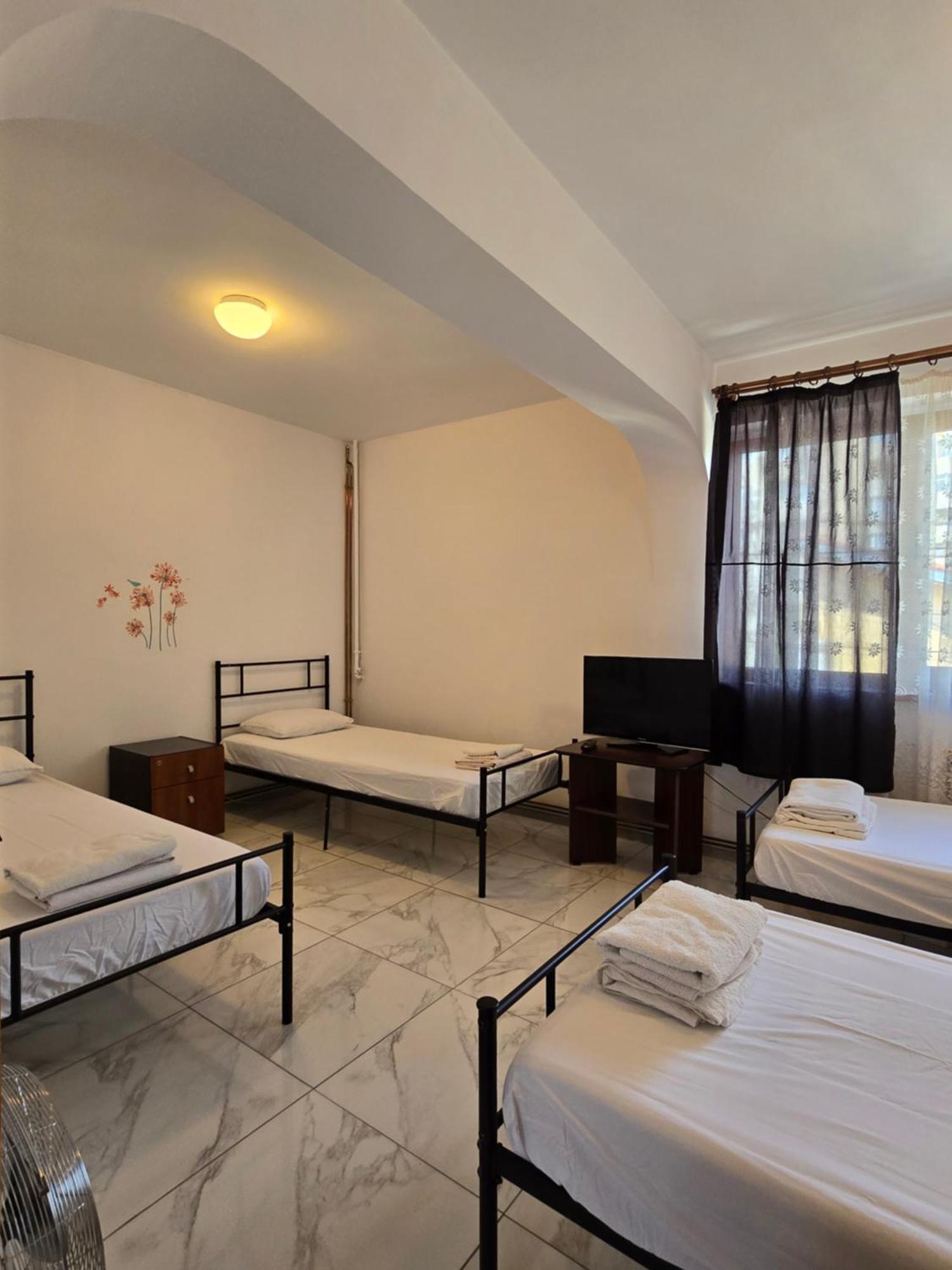Z Villa Bukares Bagian luar foto